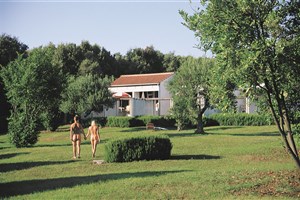 Pavilóny Naturist Resort Koversada Villas