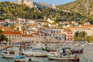 Chorvatské ostrovy: Krk, Korčula, Hvar nebo Brač? Který se vyplatí navštívit a proč